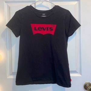 Levi’s Tee